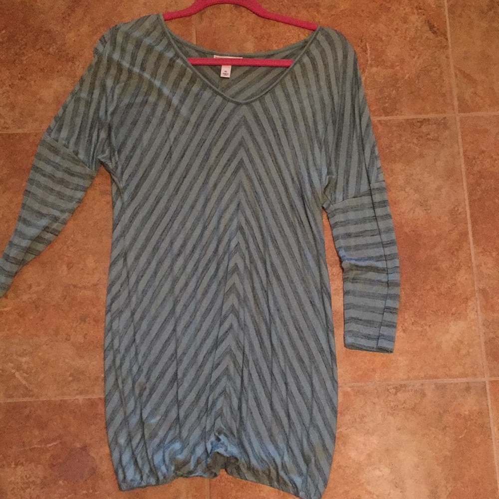 Liz Lange Maternity XS tunic. From Target